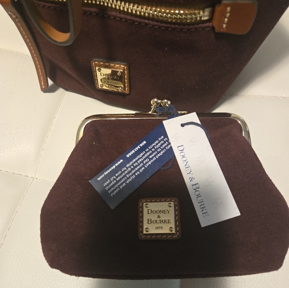 NWT Dooney & Bourke Suede Set - Picture 13 of 16